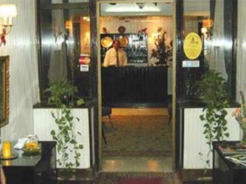 Longchamps L Zamalek L Boutique Hotel With Breakfast Giza Buitenkant foto